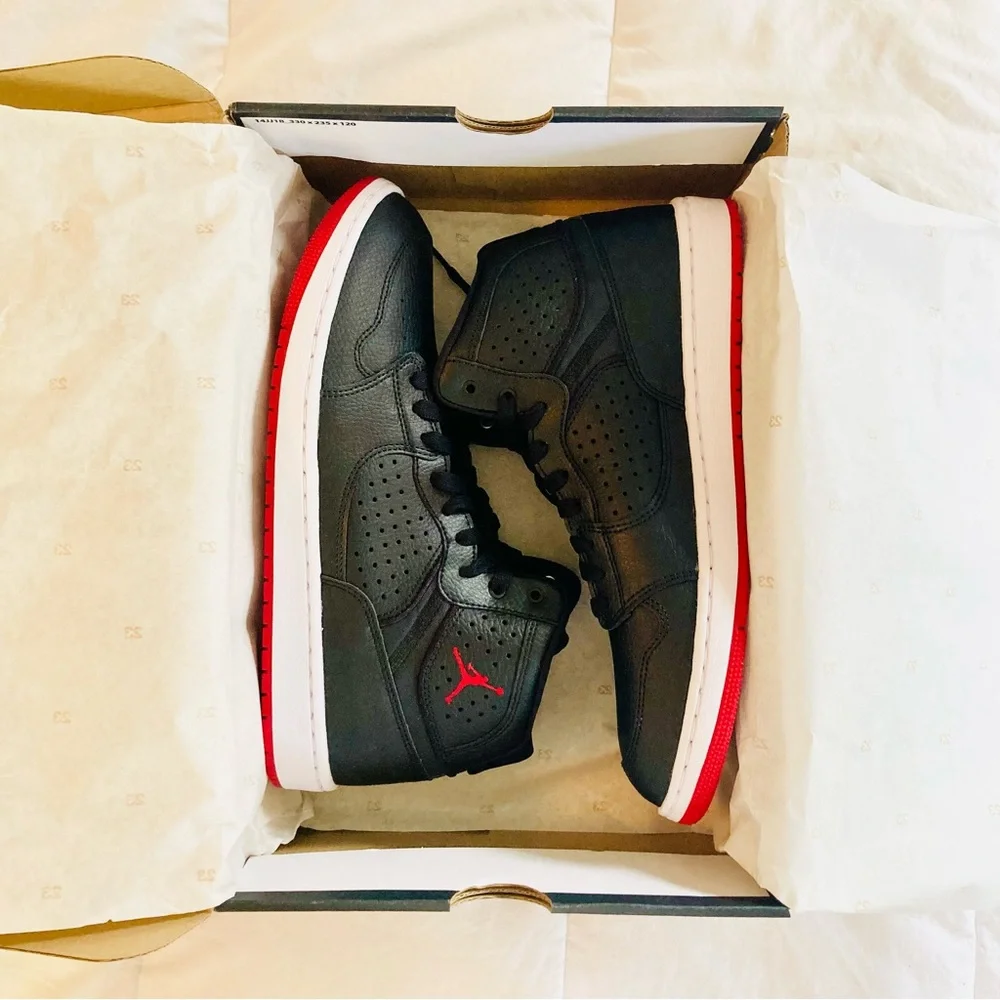 Nike Air Jordan Access Black Red Basketball Trainers Sneakers Jumpman